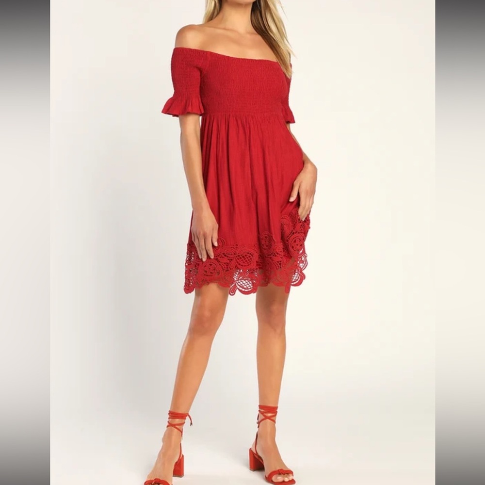 LULUS Good Start Red Smocked Lace Off-the-Shoulder Mini Dress Women’s Sz XS